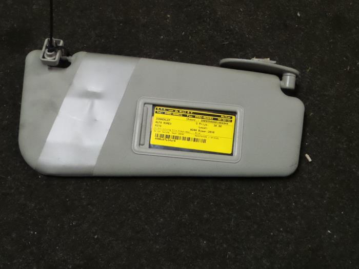 Alfa Romeo Mito Zonneklep