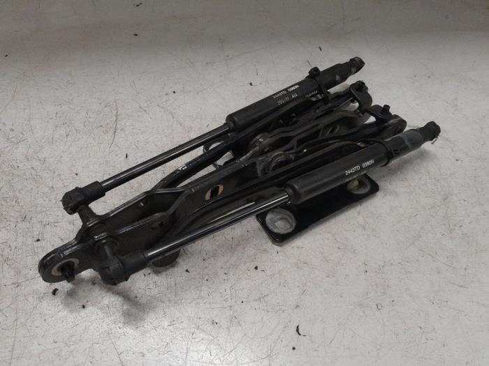 Alfa Romeo 159 Scharnier Achterklep