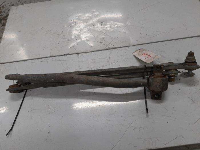 Alfa Romeo 147 Draagarm links-achter