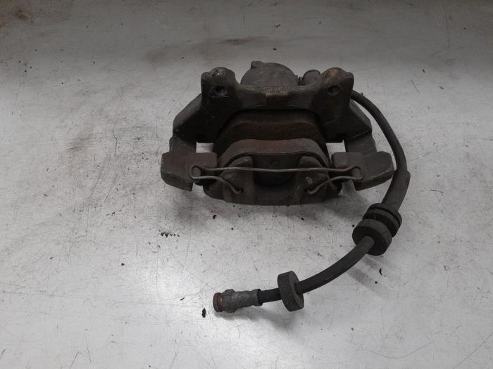 Alfa Romeo 147 Remklauw (Tang) rechts-voor