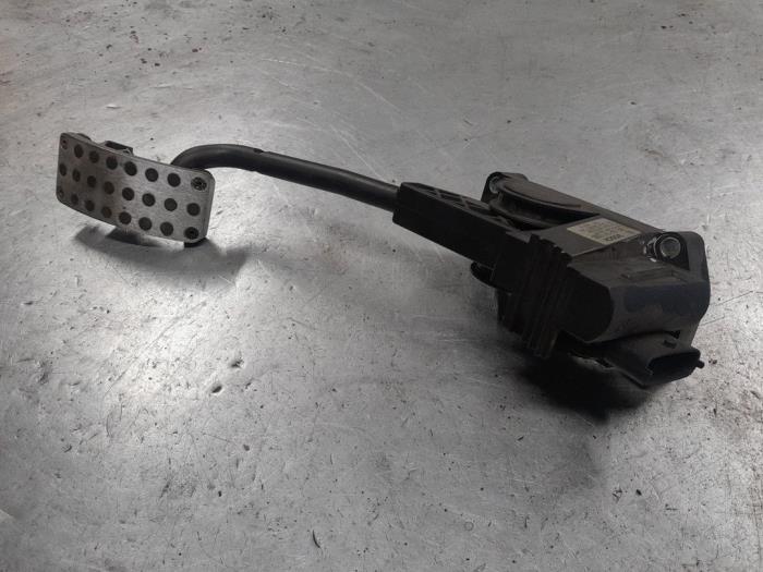 Alfa Romeo GT Gaspedaal