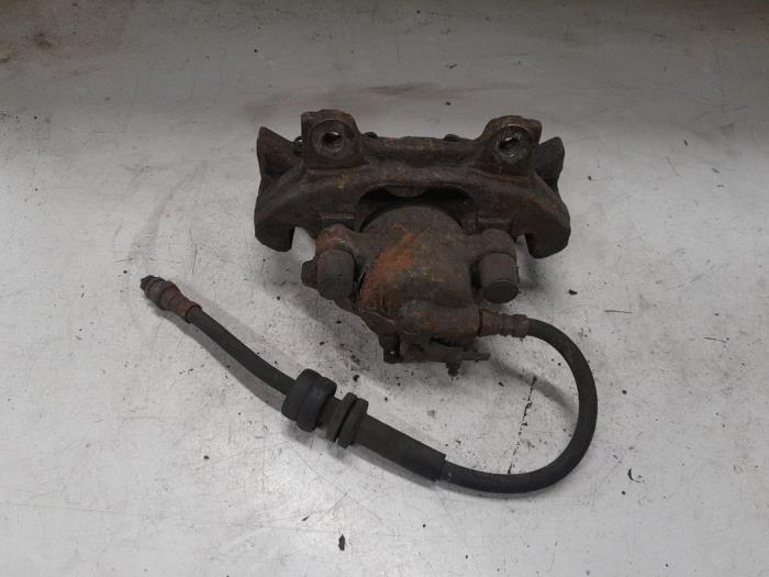 Alfa Romeo GT Remklauw (Tang) links-voor