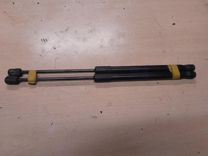 Seat Altea Gasdemper links-achter