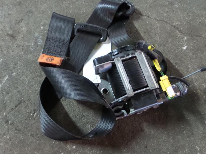 Alfa Romeo 147 Gordelspanner rechts