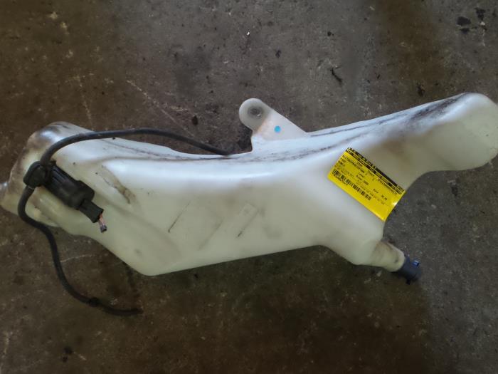 Fiat Doblo Ruitensproeiertank voor