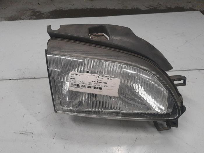 Seat Arosa Koplamp rechts