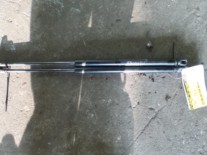 Alfa Romeo Mito Gasdemper links-achter