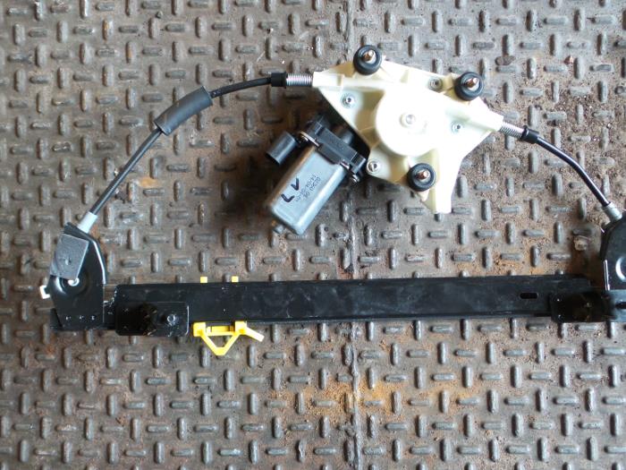 Alfa Romeo 156 Ruitmechaniek 4Deurs links-voor