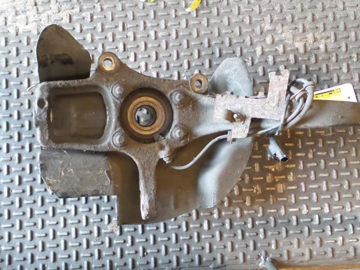 Alfa Romeo 159 Fusee rechts-voor