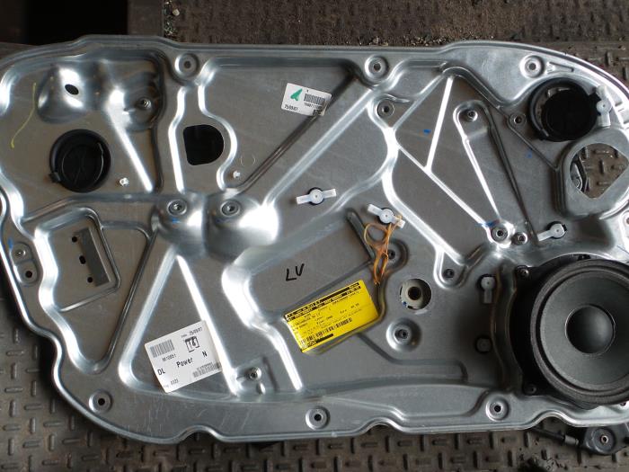 Alfa Romeo 159 Ruitmechaniek 4Deurs links-voor