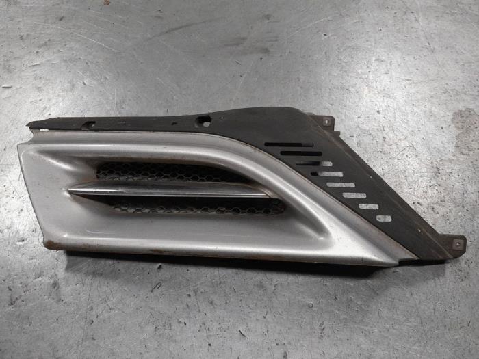 Alfa Romeo 166 Grille