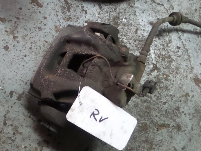 Alfa Romeo Giulietta Remklauw (Tang) rechts-voor