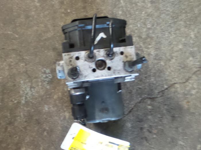 Alfa Romeo 147 ABS Pomp