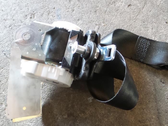 Alfa Romeo Giulietta Veiligheidsgordel rechts-achter