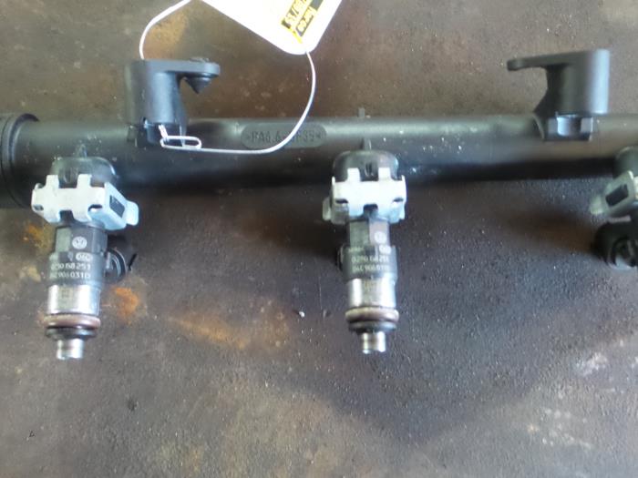 Volkswagen UP Galerij (Injectie)