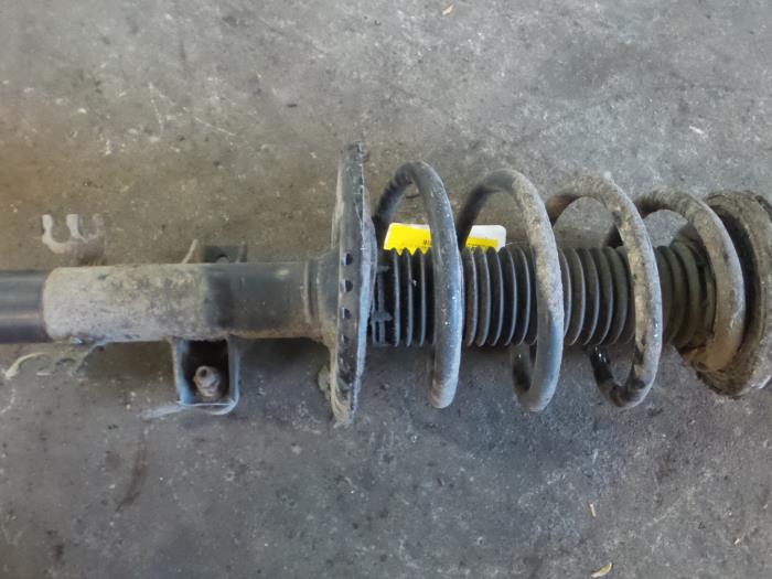 Volkswagen Transporter Schokdemperpoot links-voor