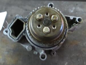 Gebruikte Waterpomp Alfa Romeo 159 (939AX) 2.2 JTS 16V Prijs € 45,00 Margeregeling aangeboden door A.T.S. van de Wiel