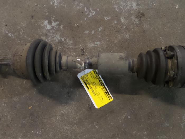 Alfa Romeo GT Aandrijfas links-voor