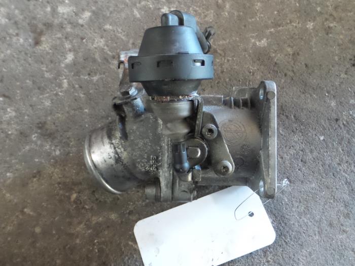 Alfa Romeo 156 Gasklephuis