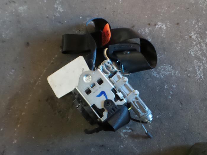 Alfa Romeo GT Gordelspanner links