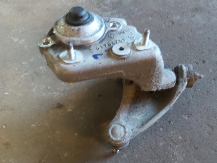 Alfa Romeo GT Draagarm links-voor