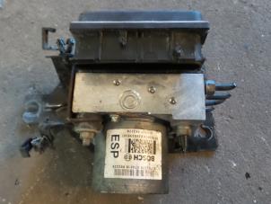 Gebruikte ABS Pomp Alfa Romeo GT (937) 1.9 JTD 16V Multijet Prijs € 145,00 Margeregeling aangeboden door A.T.S. van de Wiel