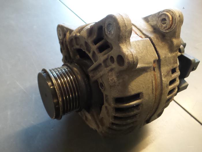 Volkswagen Touran Dynamo