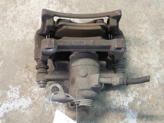 Volkswagen Transporter Remklauw (Tang) rechts-achter