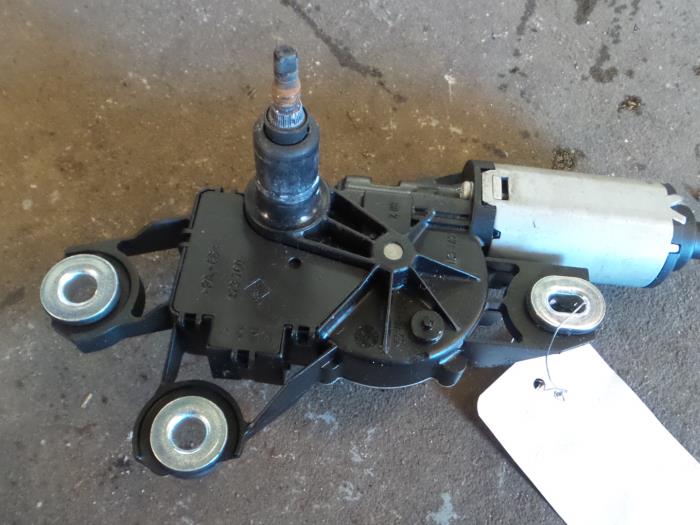 Seat Leon Ruitenwissermotor achter