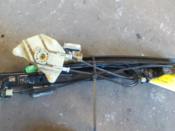 Seat Leon Ruitmechaniek 4Deurs links-voor