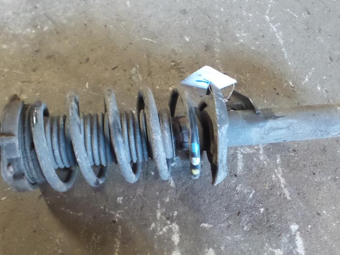 Volkswagen Caddy Schokdemperpoot rechts-voor