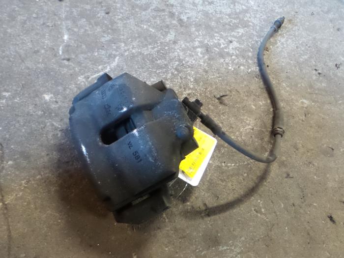 Volkswagen Caddy Remklauw (Tang) links-voor