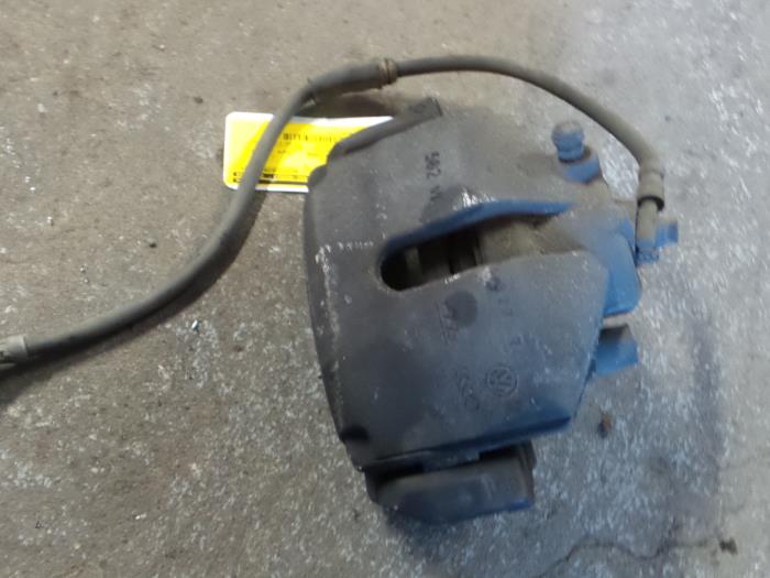 Volkswagen Caddy Remklauw (Tang) rechts-voor