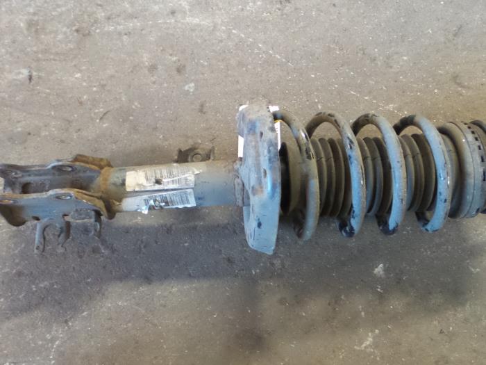 Alfa Romeo Mito Schokdemperpoot rechts-voor