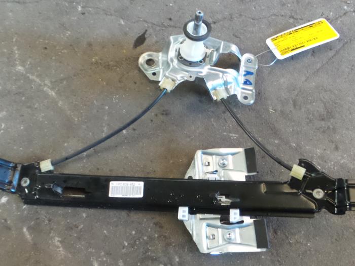 Seat Leon Ruitmechaniek 4Deurs rechts-achter