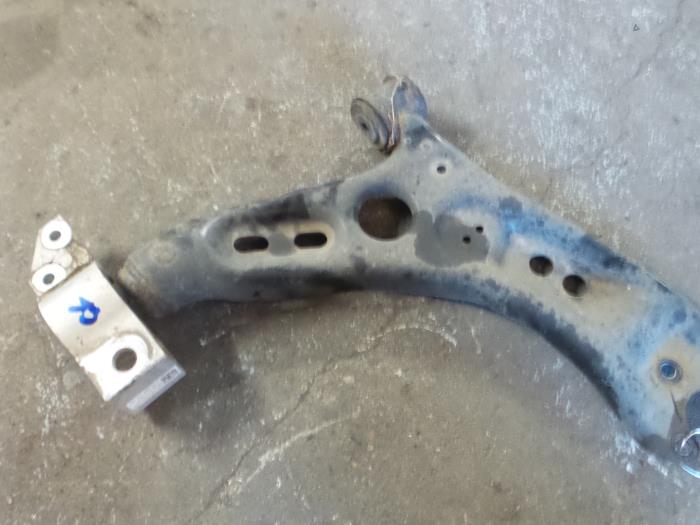 Seat Leon Draagarm rechts-voor