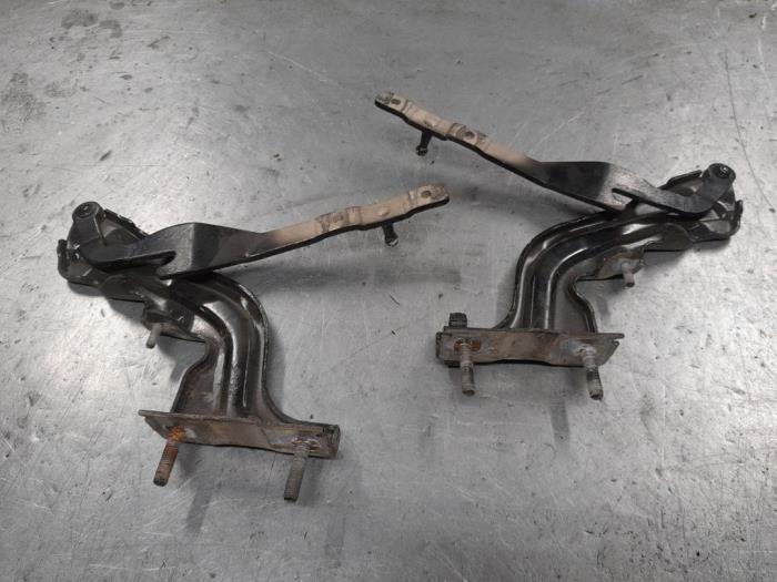 Alfa Romeo 147 Motorkap Scharnier