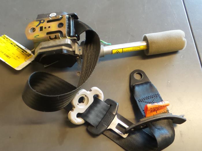 Alfa Romeo 156 Gordelspanner rechts