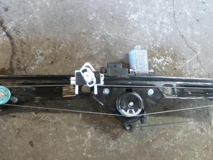 Peugeot Bipper Ruitmechaniek 2Deurs links-voor