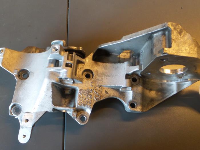 Seat Ibiza Dynamosteun boven