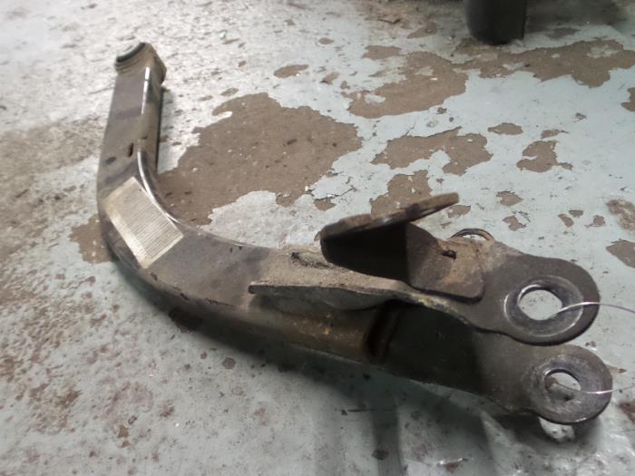 Alfa Romeo Giulietta Draagarm rechts-achter