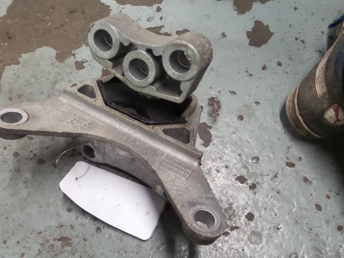 Alfa Romeo Giulietta Motorsteun