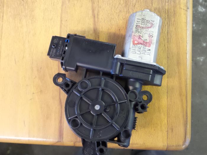 Alfa Romeo Giulietta Raammotor Portier