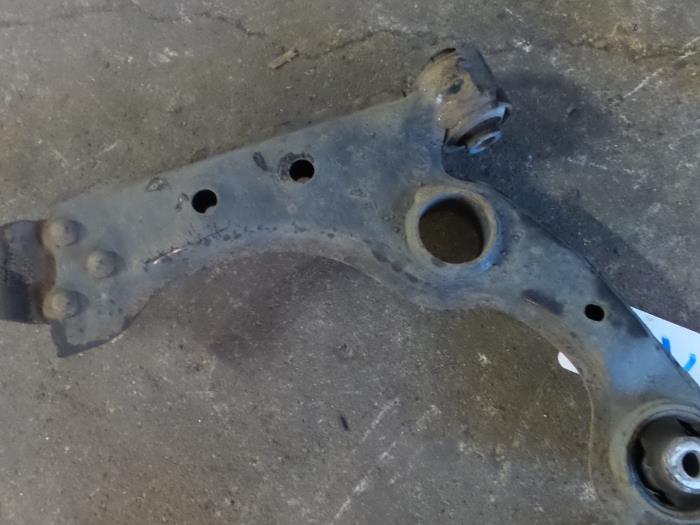 Alfa Romeo Giulietta Draagarm rechts-voor