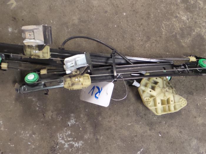 Seat Leon Ruitmechaniek 4Deurs rechts-voor