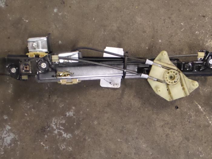 Seat Leon Ruitmechaniek 4Deurs links-voor