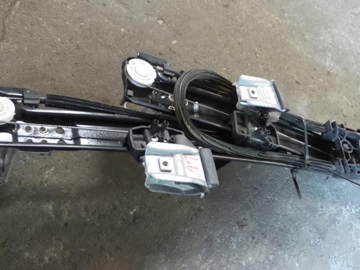 Seat Ibiza Ruitmechaniek 4Deurs links-voor