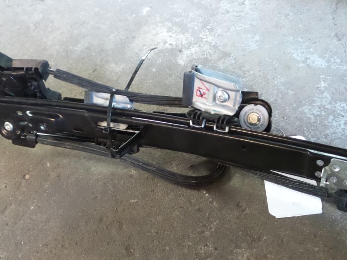 Seat Ibiza Ruitmechaniek 4Deurs rechts-voor