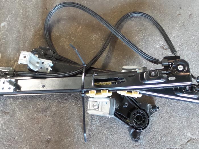 Seat Ibiza Ruitmechaniek 2Deurs rechts-voor