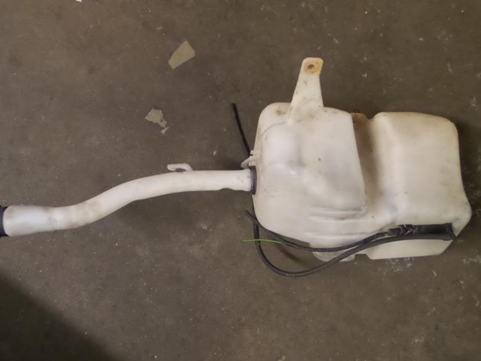 Fiat Doblo Ruitensproeiertank voor